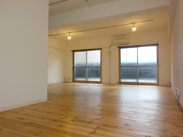 Living and room. Living