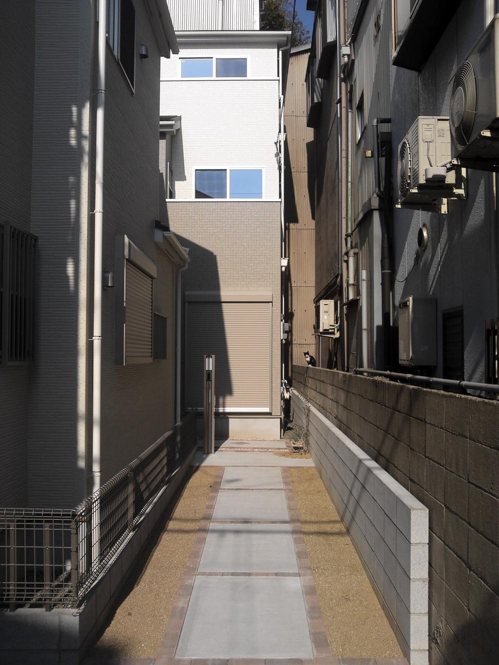 Local appearance photo. Stylish appearance