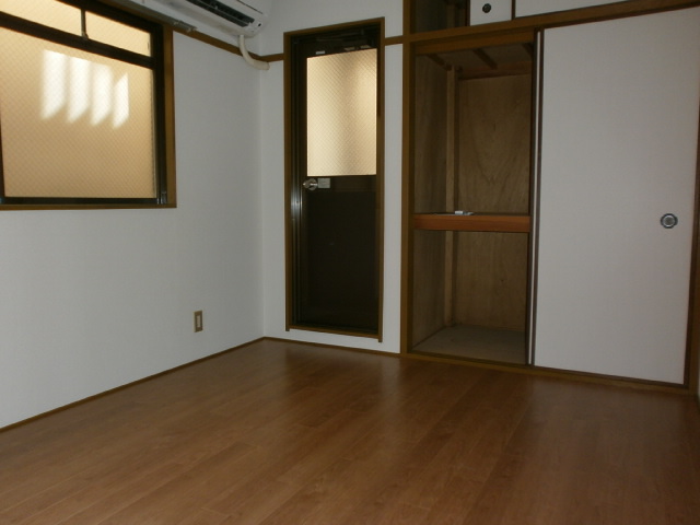 Other room space. bedroom