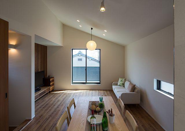 Same specifications photos (living). One example same specifications