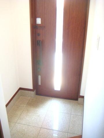 Entrance. "Taisho-ku ・ Buying and selling "loose entrance