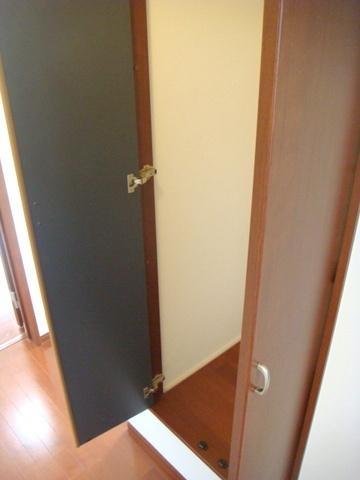 Receipt. "Taisho-ku ・ Buying and selling "storage Please leave! 