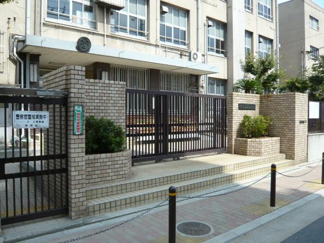 Primary school. Minamiokajima until elementary school 140m walk about 2 minutes