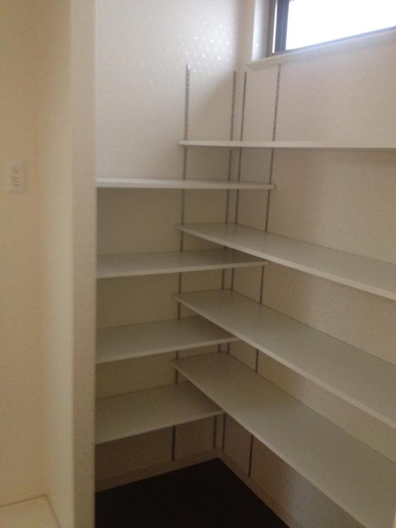 Receipt.  [Receipt] Of the second floor wash room storage