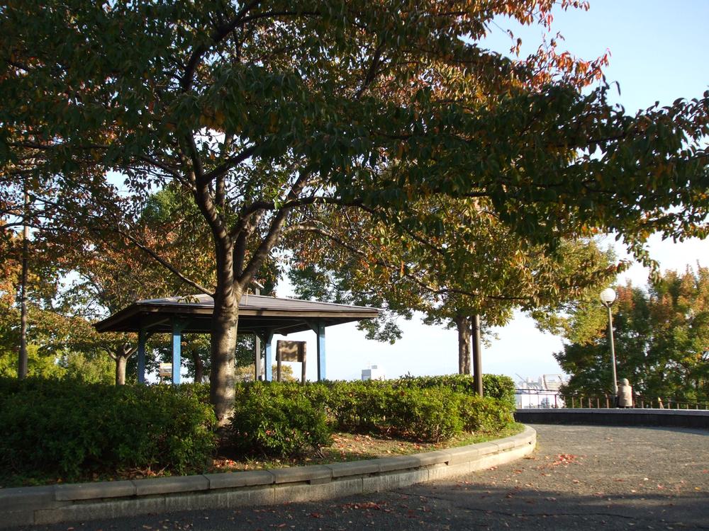 park. 15m to the Kuril park