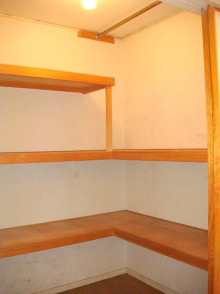 Receipt. "Taisho-ku ・ Buying and selling "walk-in closet complete