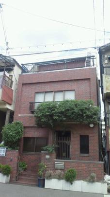 Local appearance photo. It is the appearance of the building. Is 6DK of Steel 3-story. 