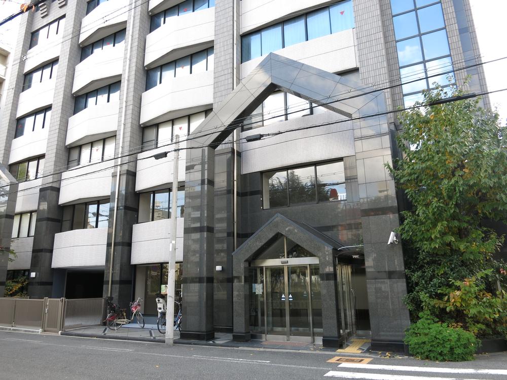 kindergarten ・ Nursery. Certification children Garden Tennoji Calm 286m to nursery school