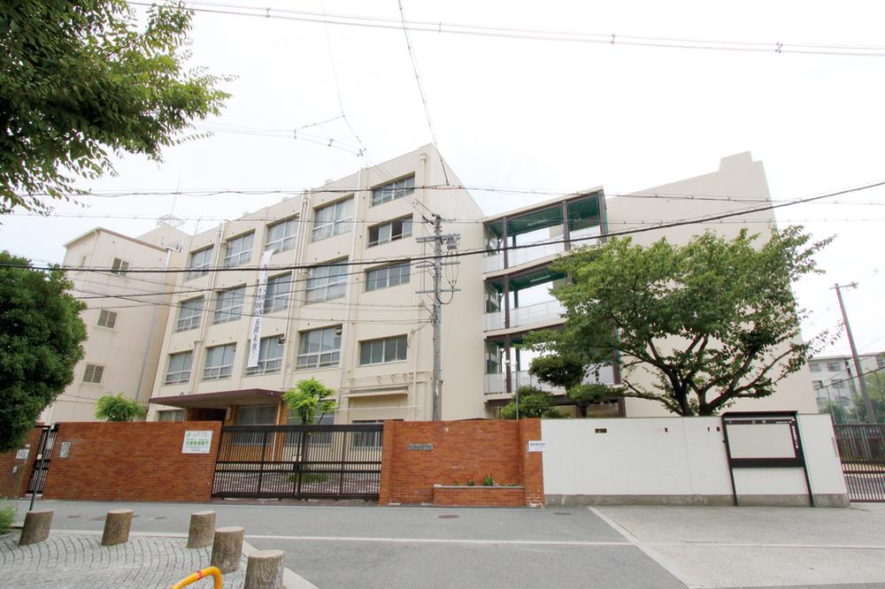 Other. Yokozutsumi elementary school 800m