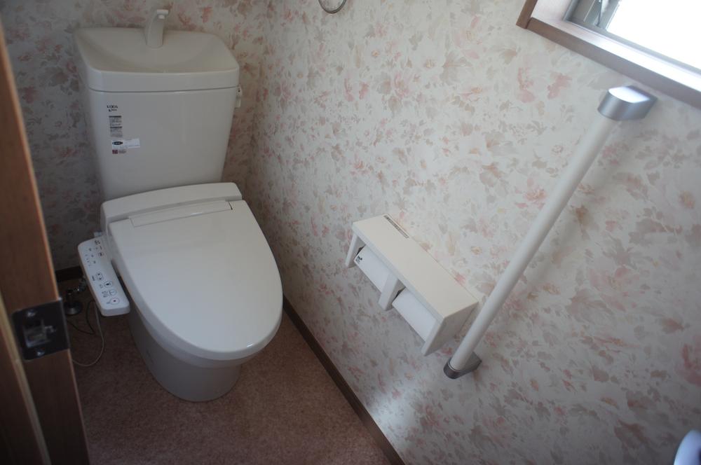 Toilet. Example of construction