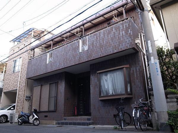 Local appearance photo