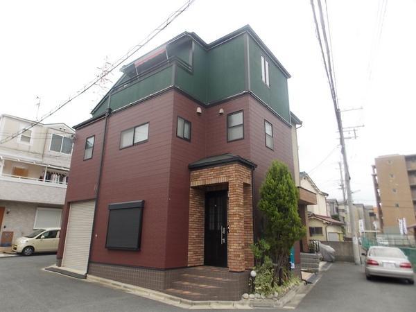 Local appearance photo. Happy three-way corner lot and train station within walking distance