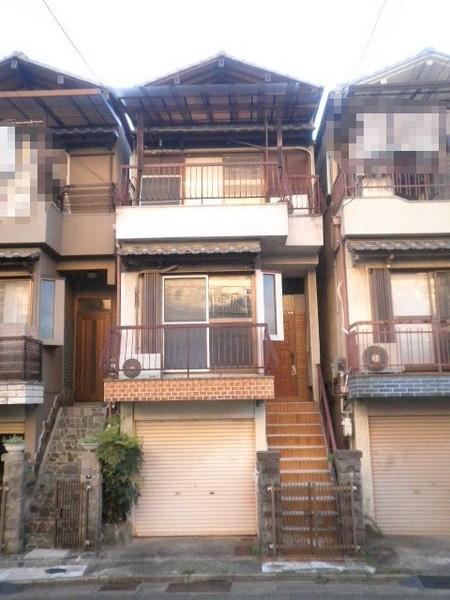 Local appearance photo.  ☆ With the first floor shutter