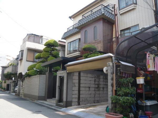 Local appearance photo. Convenient station walk 10 minutes to commute!