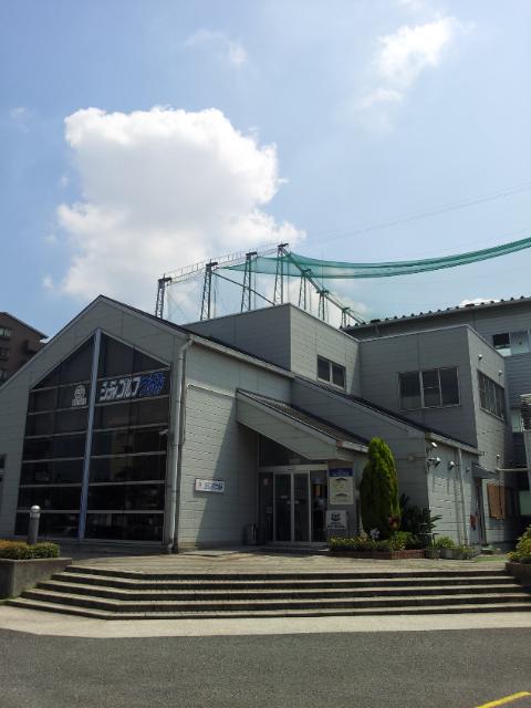 Other. City Golf Tsurumi Walk 16 minutes