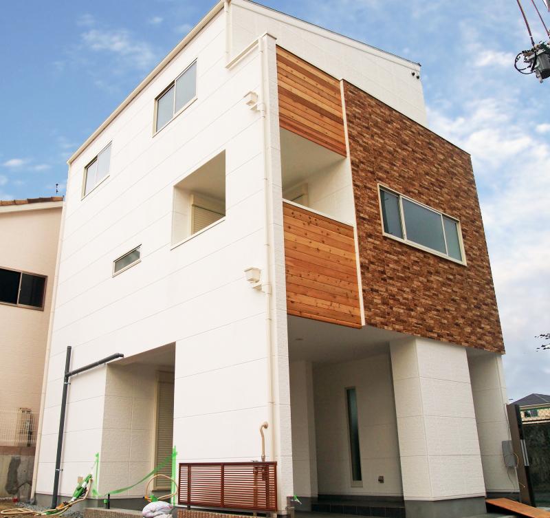 Building plan example (exterior photos). ※ Construction Case appearance