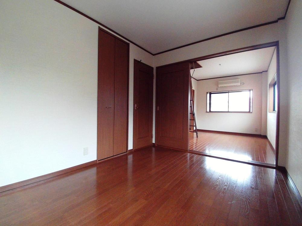 Non-living room. The third floor Western-style can also Tsuzukiai of 5.4 quires +5.4 Pledge = 10.8 Pledge