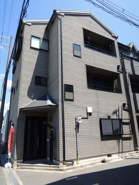 Local appearance photo