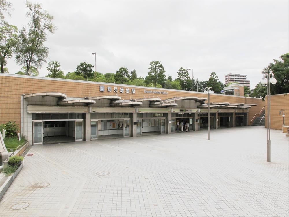 station. Osaka Municipal Subway You can also access to the 1030m Kadomaminami to Tsurumi Ryokuchi.