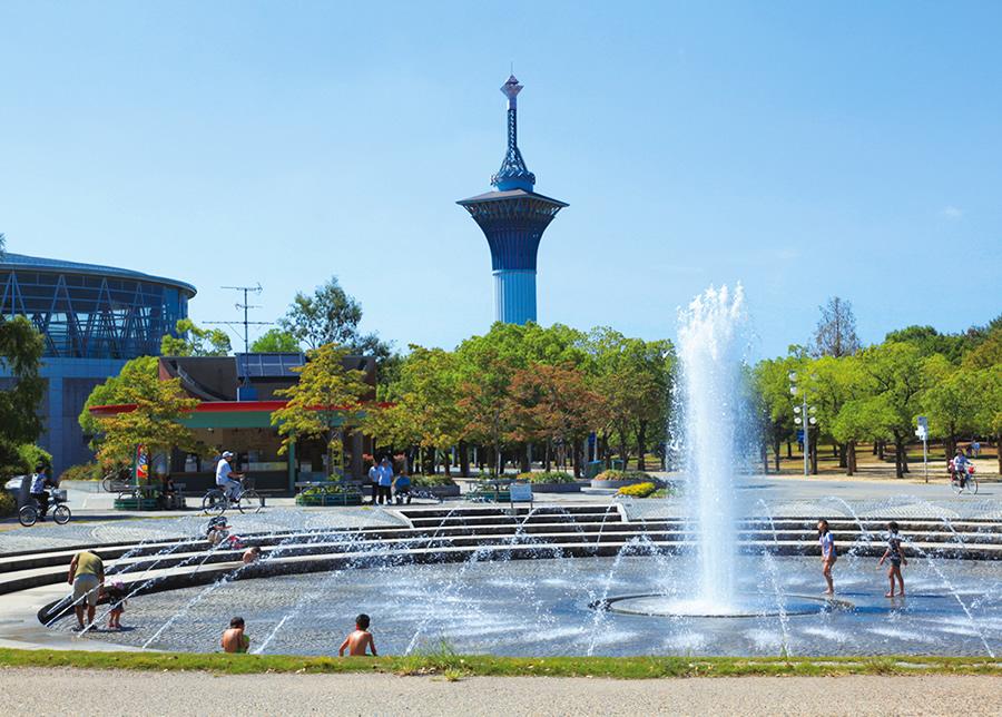 park. Flora 2004 760m walk 10 minutes to the Memorial Park Tsurumi Ryokuchi