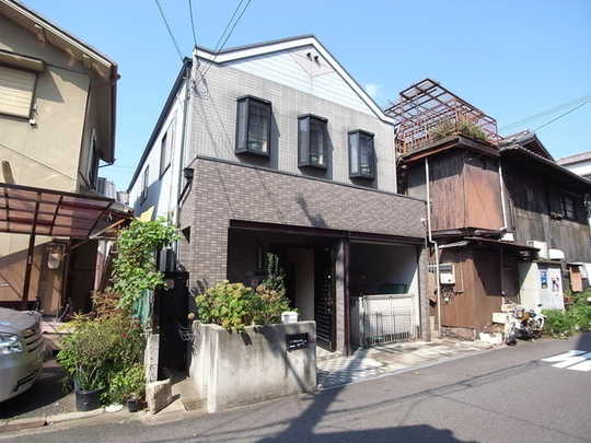 Local appearance photo