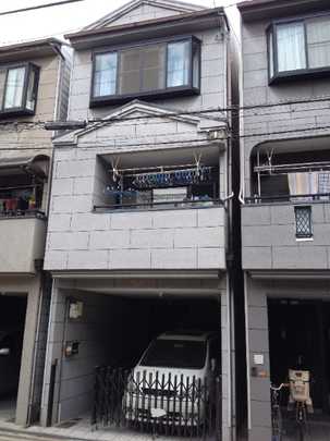 Local appearance photo. Building appearance (1)