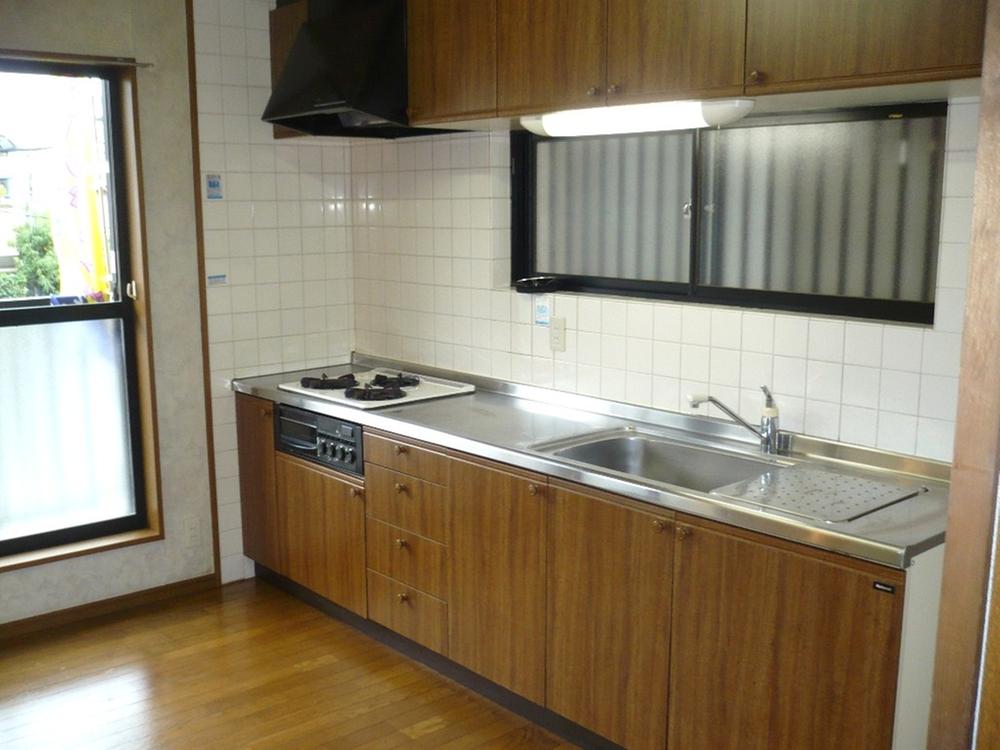 Kitchen. 2013 September shooting