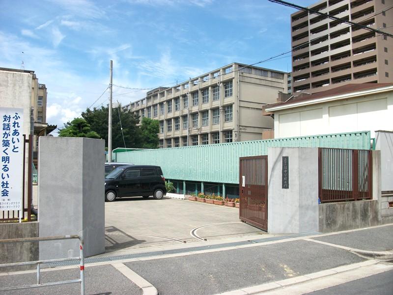 Other. Green Junior High School 3-minute walk