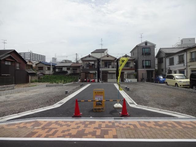 Local photos, including front road