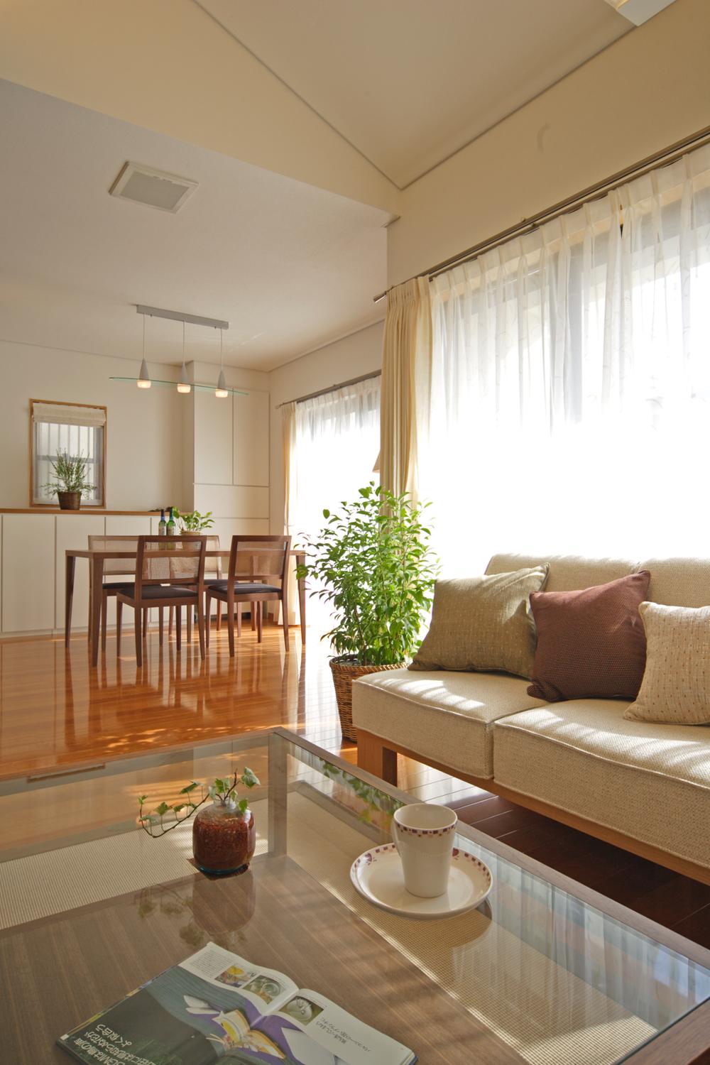 Building plan example (introspection photo). Plug sunshine, You can feel the warmth of day-to-day.