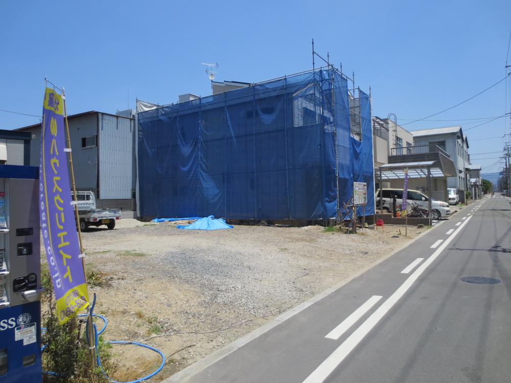 Local land photo. All five compartment