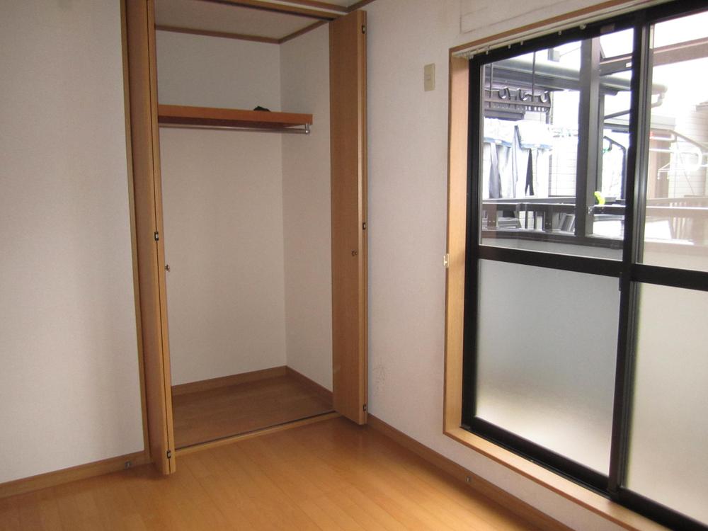 Receipt.  ◆ All room storage comes with ◆ 