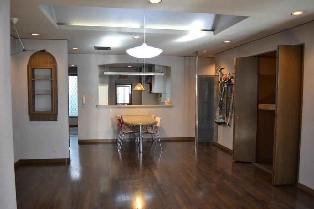 Other. Living storage, etc.