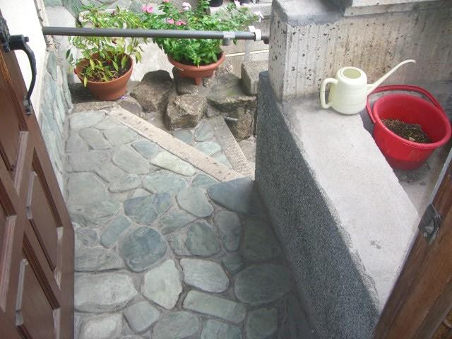 Entrance. Local (September 2013) Shooting