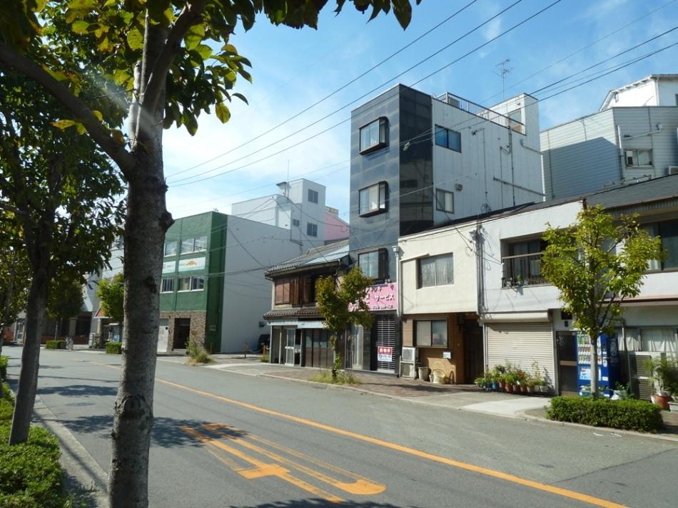 Local appearance photo. Local (09 May 2013) Shooting