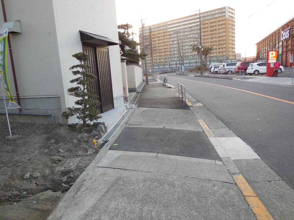 Local photos, including front road