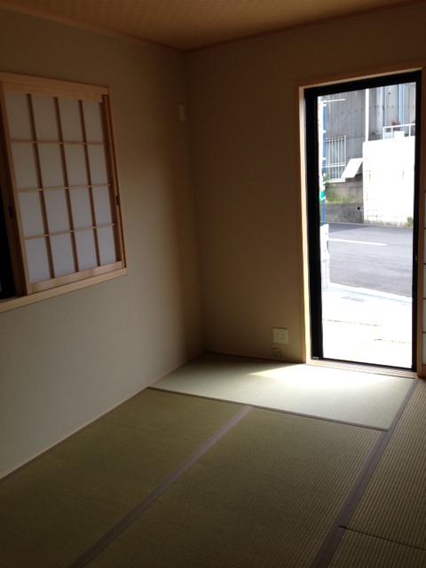 Same specifications photos (Other introspection)