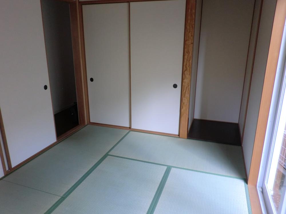 Non-living room. Indoor (11 May 2013) Shooting