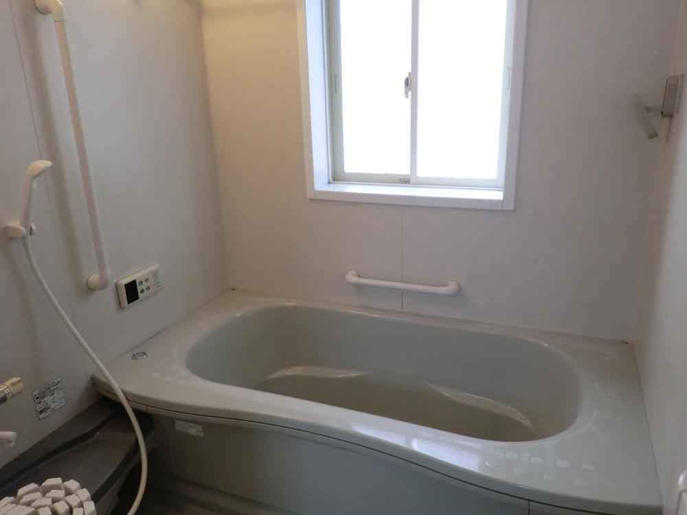 Bathroom. Indoor (11 May 2013) Shooting