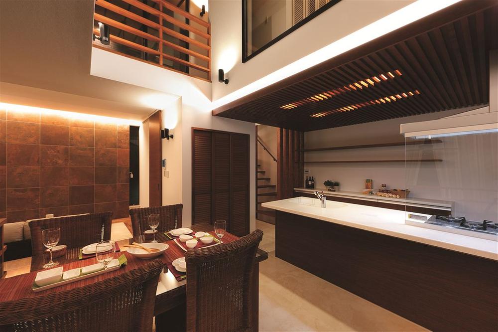 Building plan example (introspection photo). Such as the upper floor of the corridor and each room of glass, The idea of ​​the architect to everywhere. You can enjoy a variety of design in the whole space.