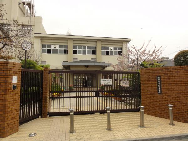 Junior high school. 430m Mikuni junior high school until junior high school Mikuni