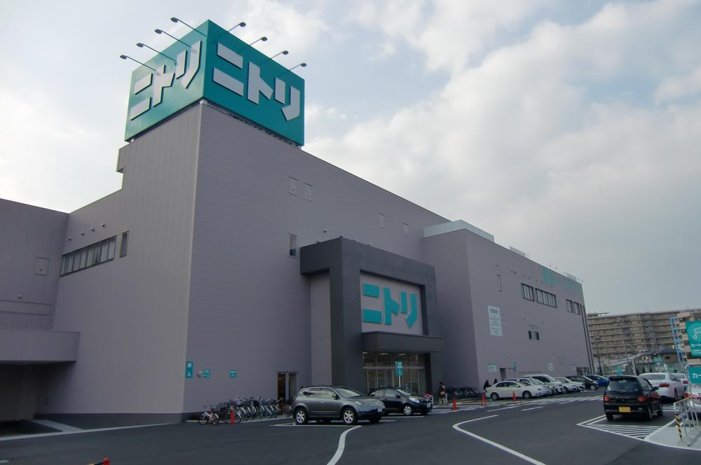 Home center. 1600m interior goods to Nitori, Large store of daily necessities, etc. are complete, Reasonable price also.