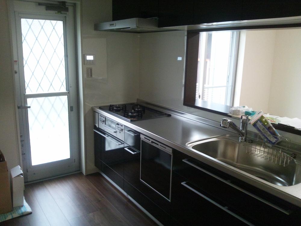 Kitchen. Room (August 2013) Shooting