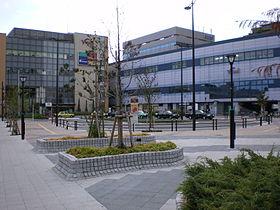 station. 1120m Hankyu until the Hankyu Takarazuka Line "Three Kingdoms" station is also available convenient location.