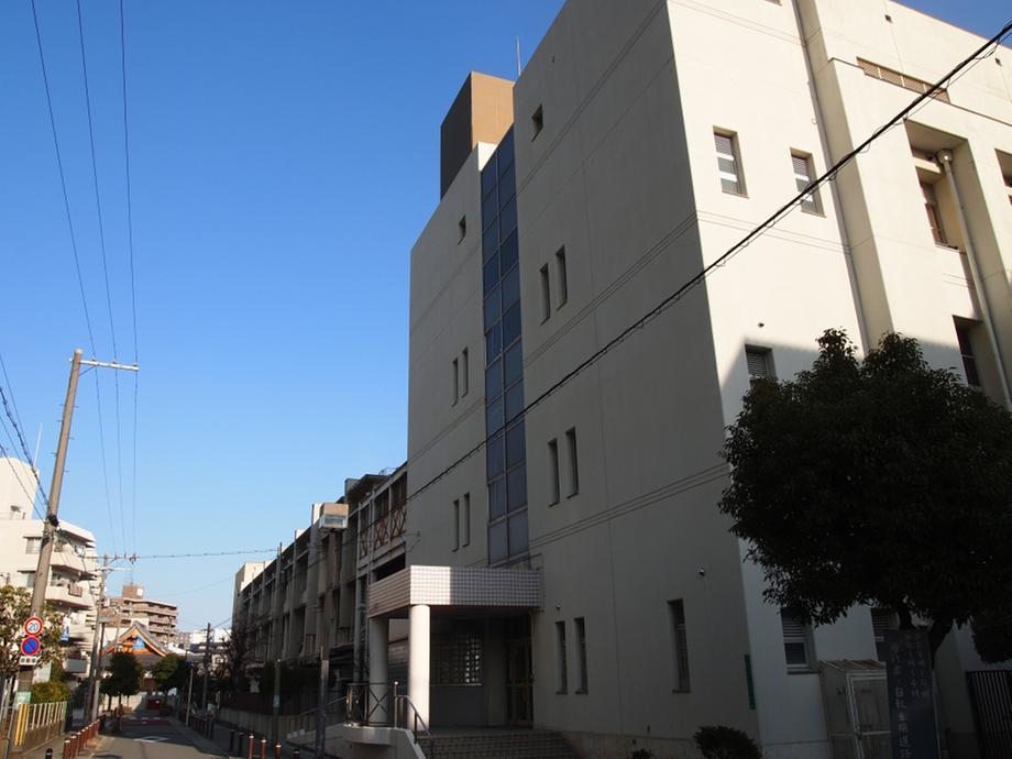Primary school. 140m to Osaka City Nonaka Elementary School