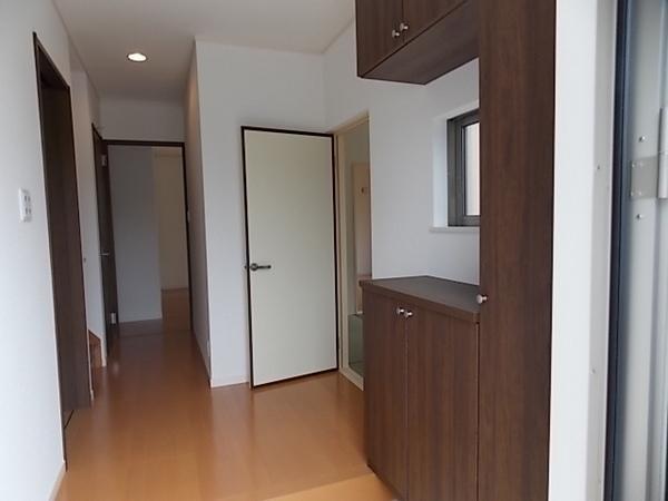 Same specifications photos (Other introspection). House flowing time of there was Kai family