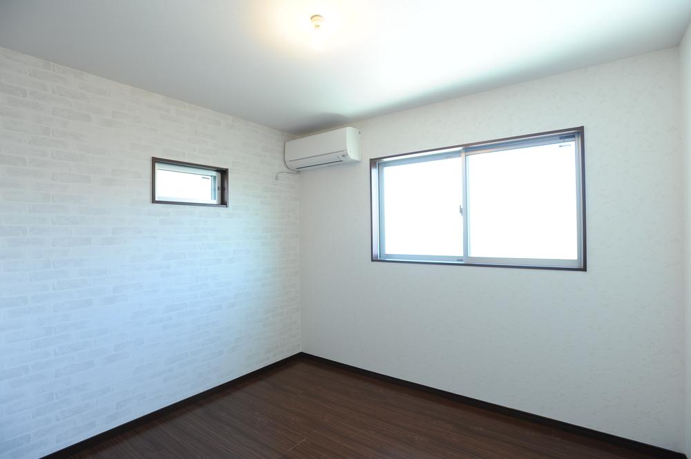 Non-living room. Indoor (September 2013) Shooting