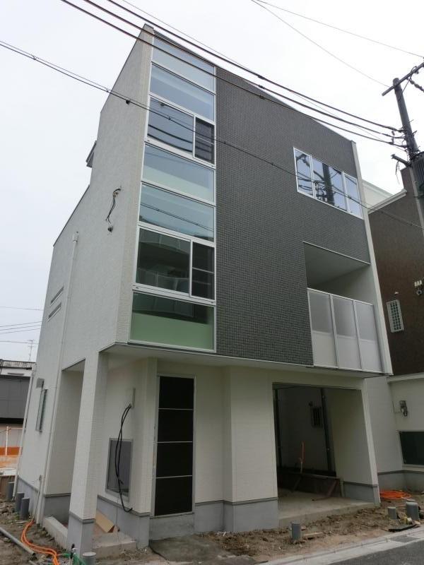 Local appearance photo. Local (June 2013) Shooting