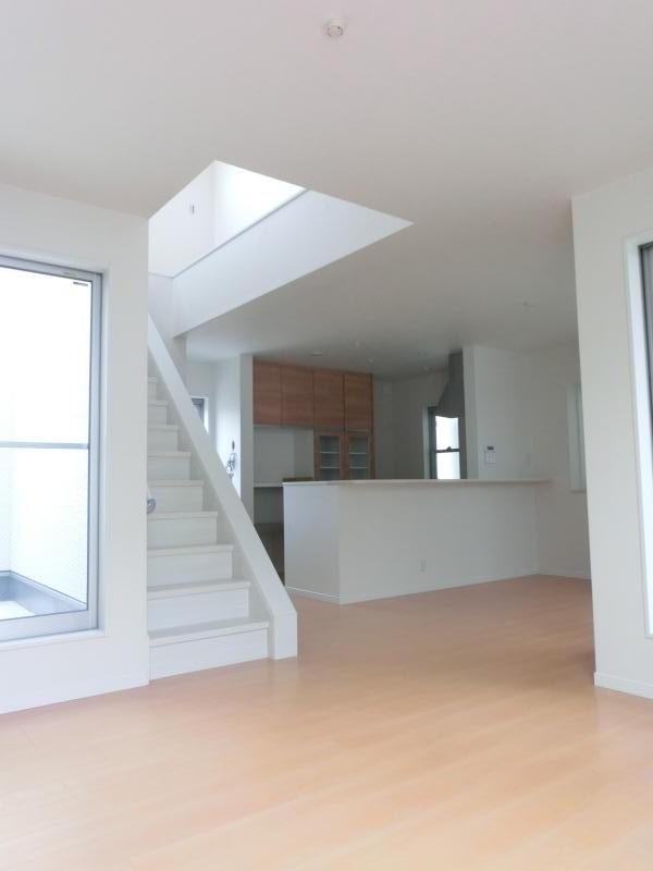 Living. Indoor (June 2013) Shooting