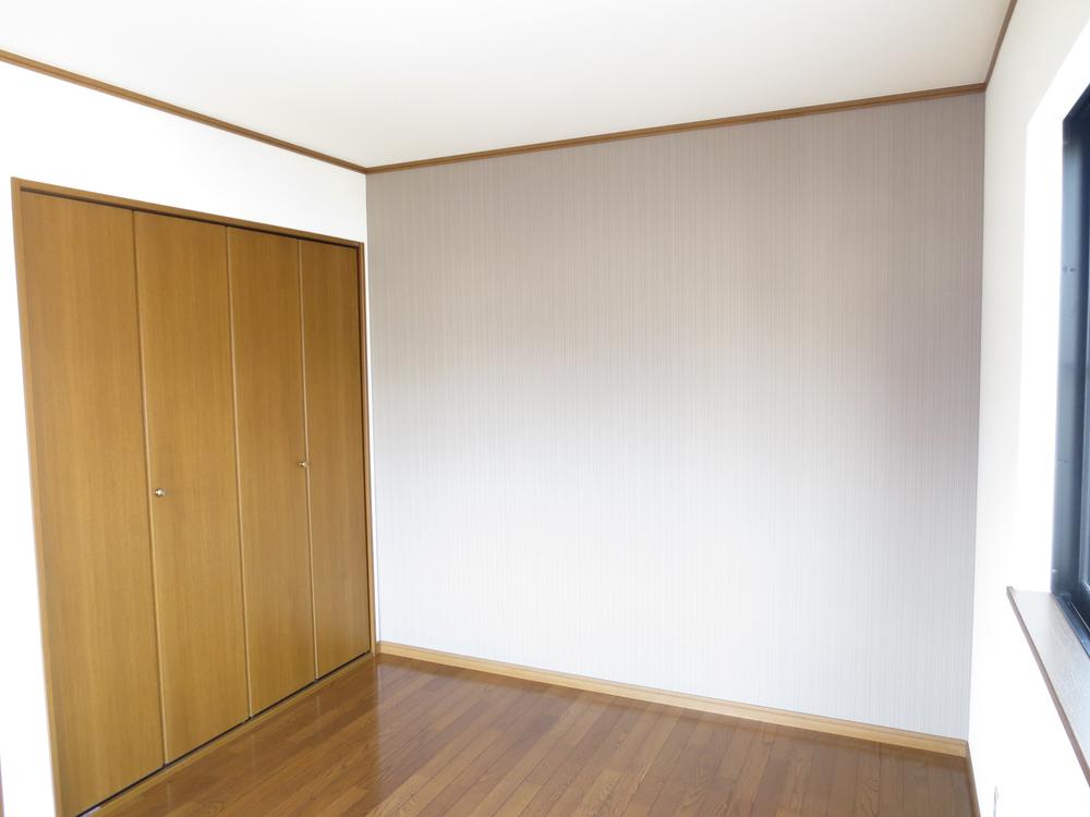 Non-living room. The third floor is a Western-style